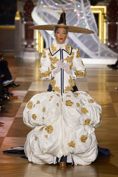 Look 56